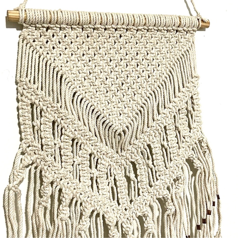 Nu macrame ivory wall hanging boho cottage core decor - Picture 2 of 7